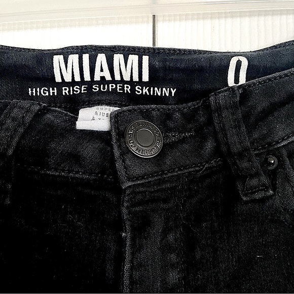 High Rise Super Skinny Jeans - Picture 5 of 5